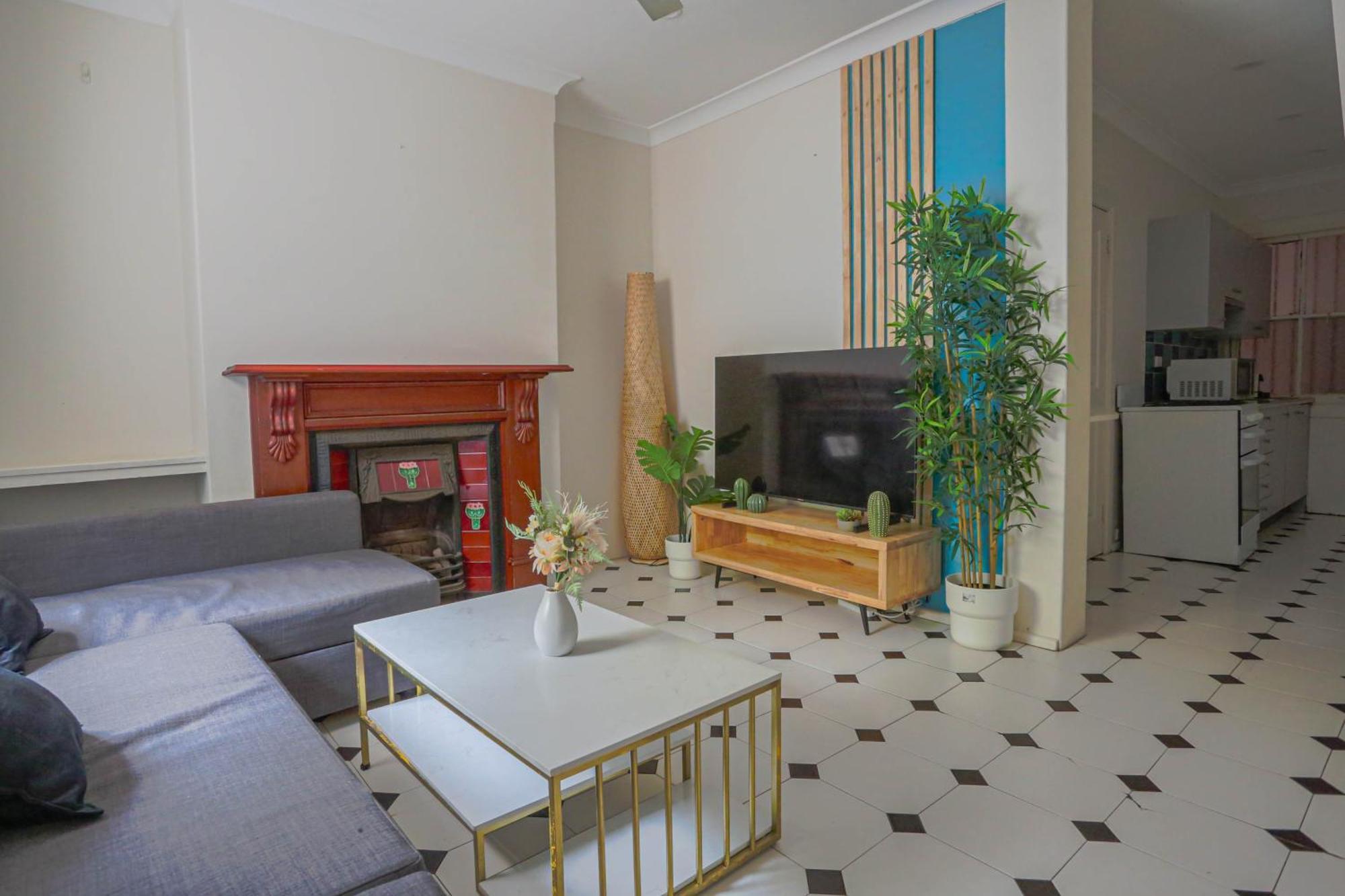 Affordable 3 Bedroom House Darlinghurst With 2 E-Bikes Included Sydney Exterior photo