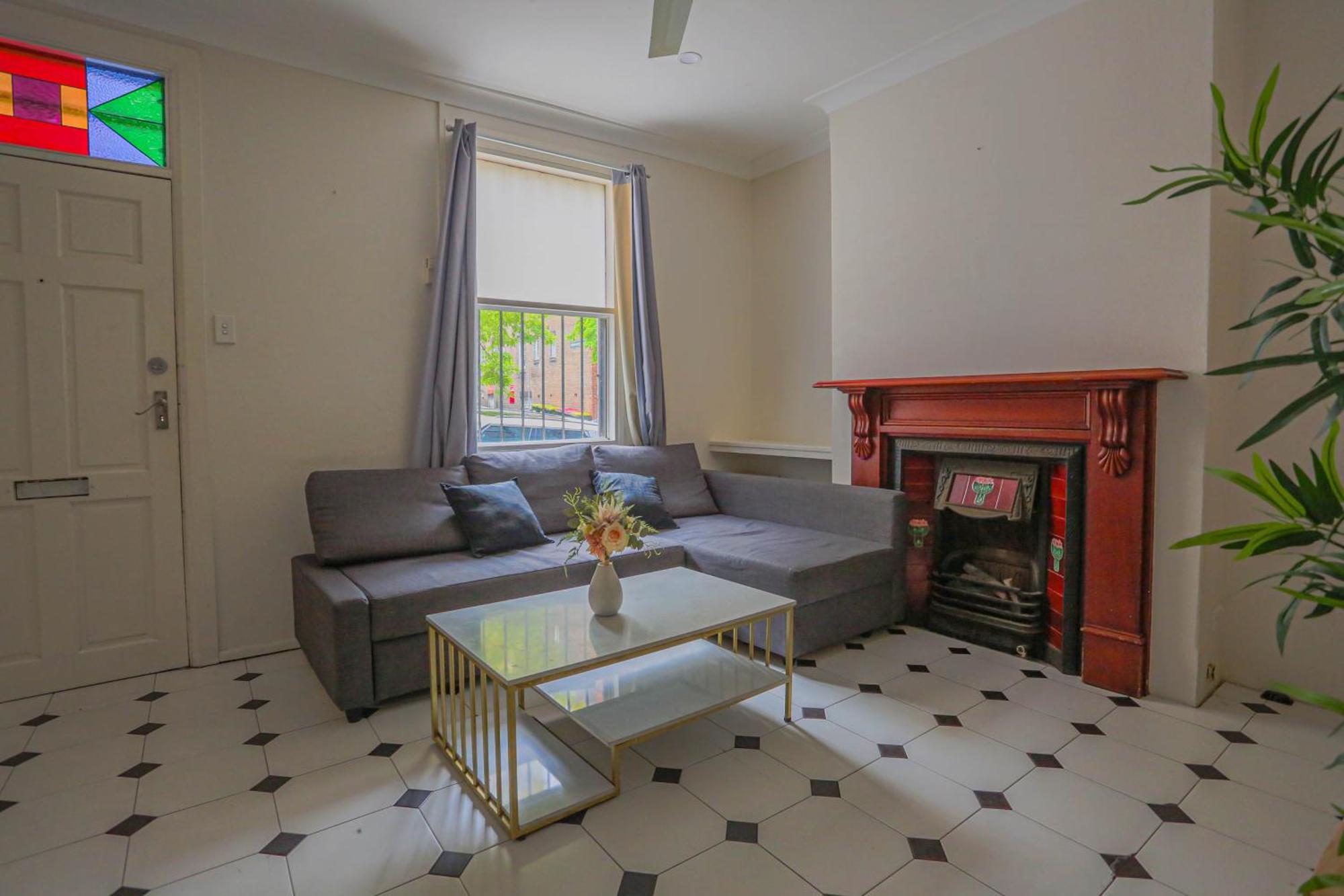 Affordable 3 Bedroom House Darlinghurst With 2 E-Bikes Included Sydney Exterior photo